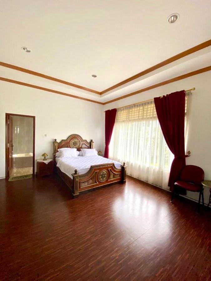 Villa Bukit Berkat Μπογκόρ Εξωτερικό φωτογραφία